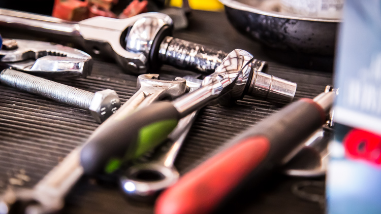 Hand tools for engine diagnostics in Douglasville